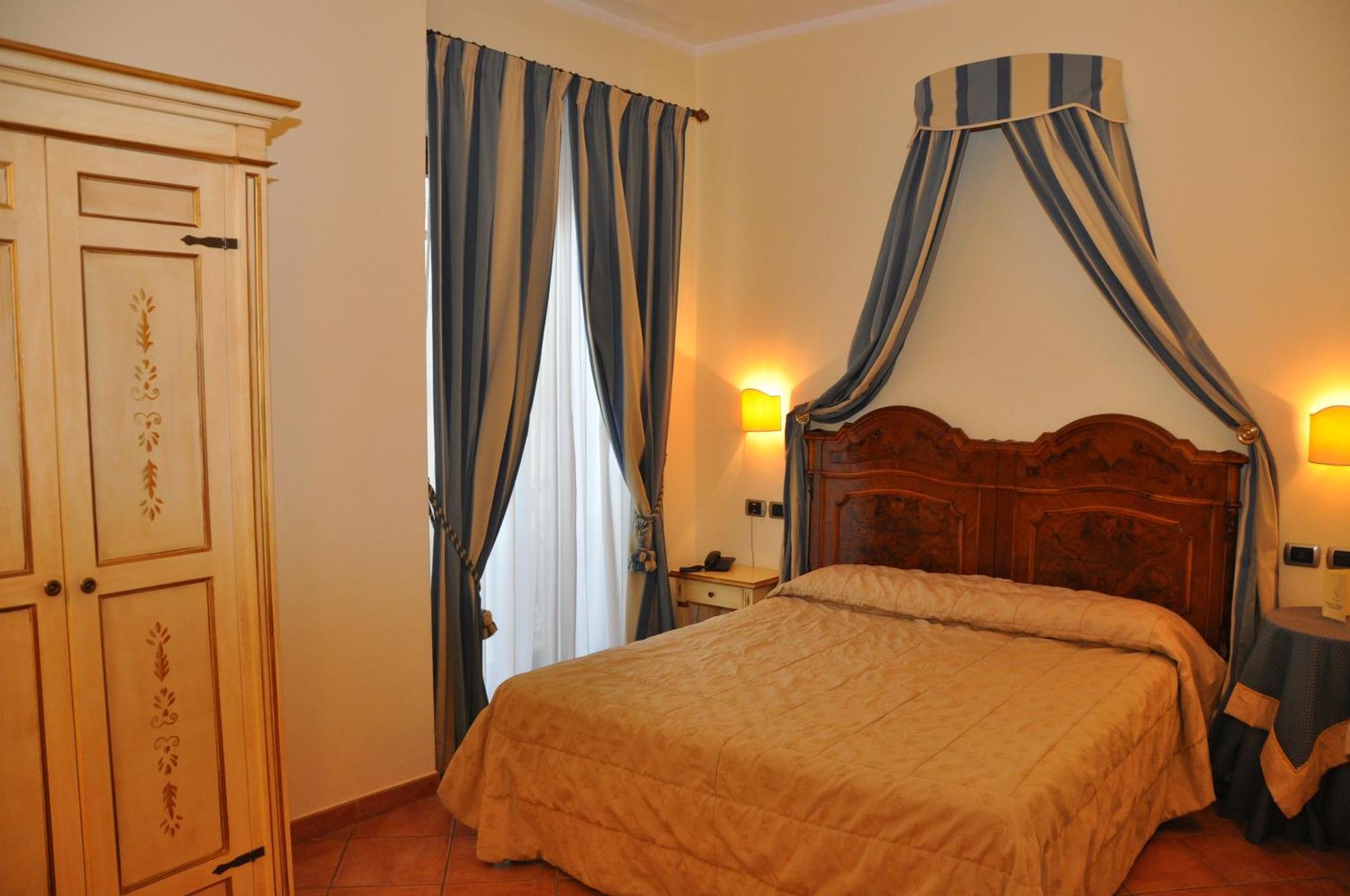 Hotel Urbano V Montefiascone Extérieur photo